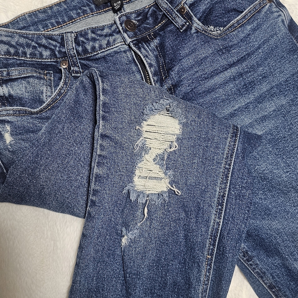 BCBGeneration Distressed Dark Blue Cropped Jeans
